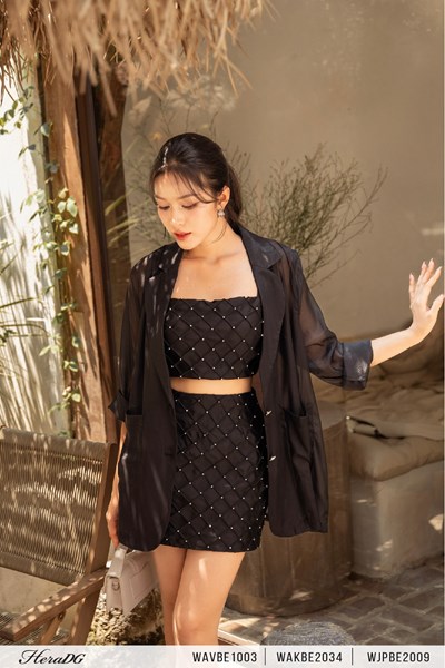 Hiển thị chi tiết cho Áo blazer tơ Ảnh của Áo blazer tơ